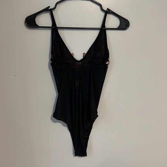 Mesh onesie - Picture 2 of 2